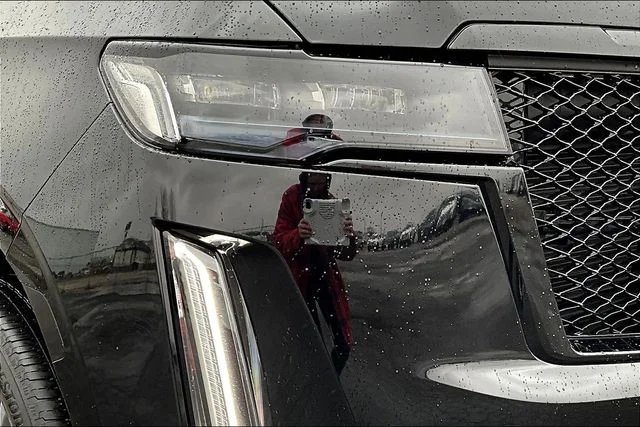 Used 2021 Black Cadillac Sport Platinum image 33