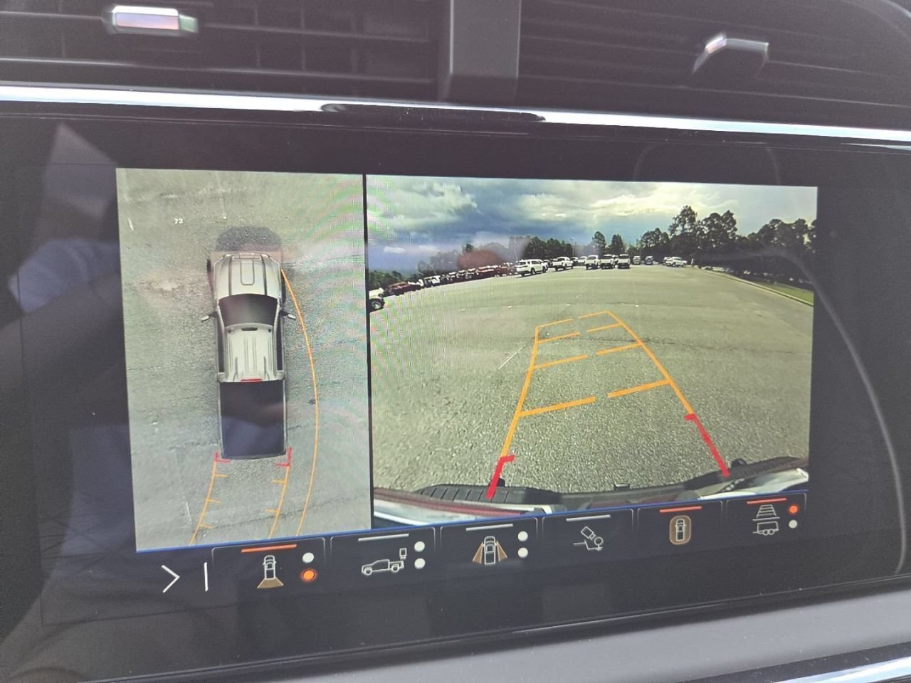 2026 GMC Sierra 2500HD AT4X - Photo 15