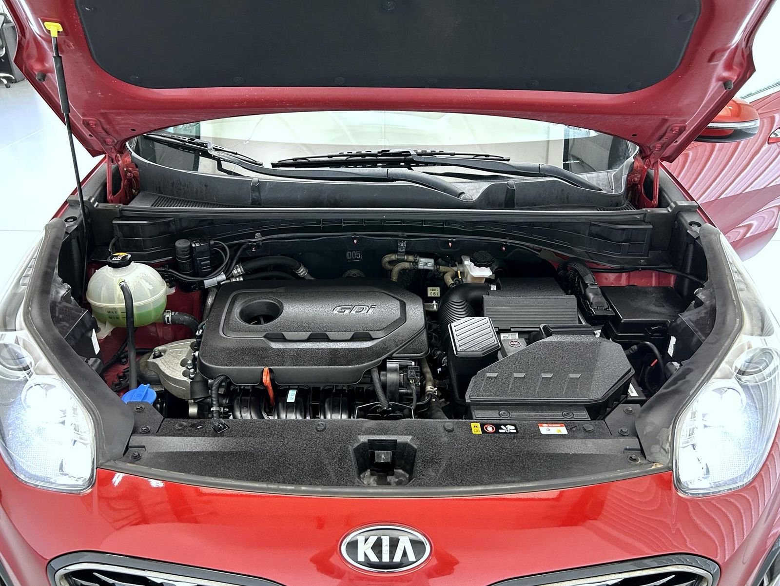 Used 2020 Red Kia S image 24