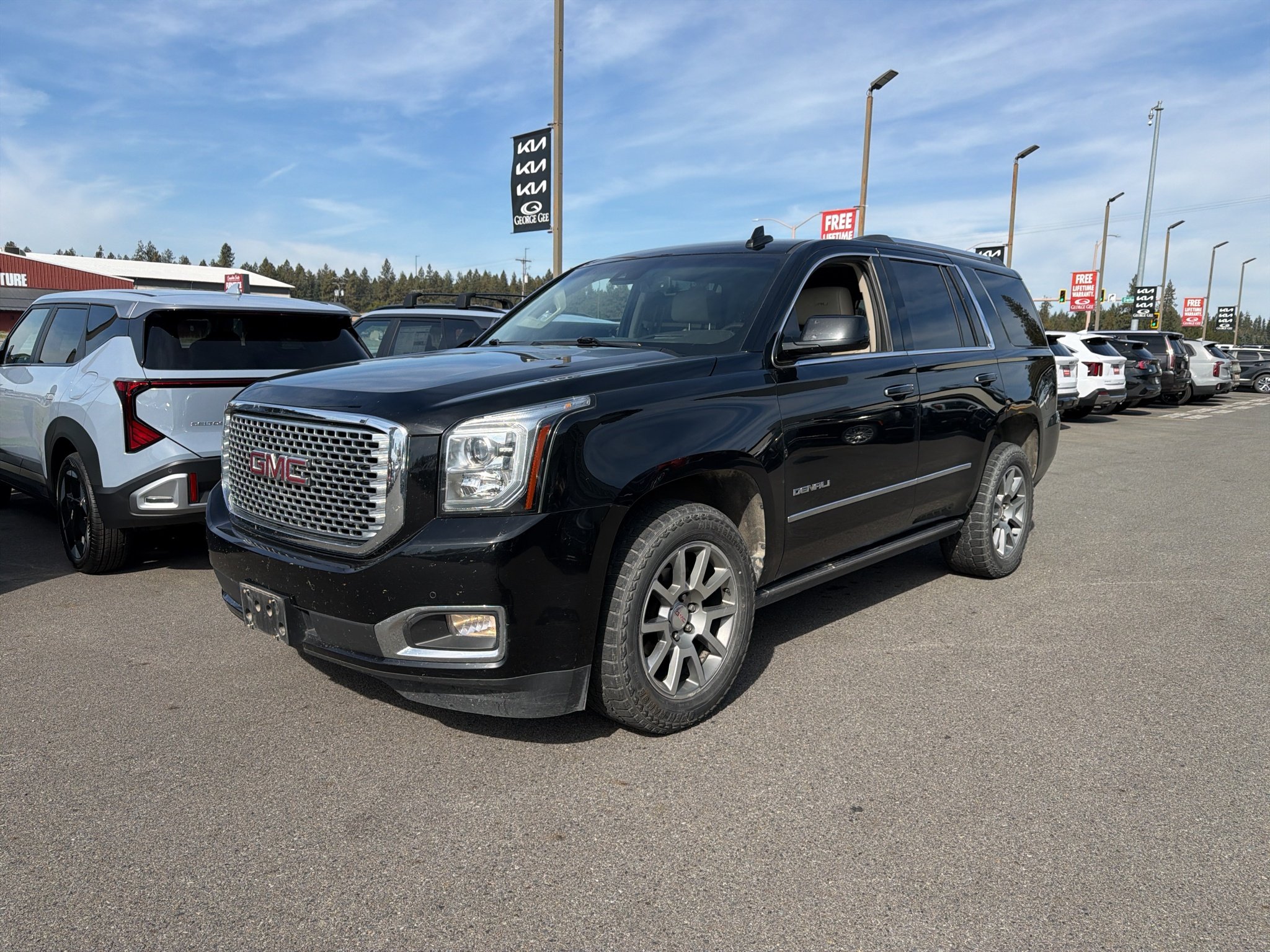 Used 2017 ONYX BLACK GMC Denali image 1