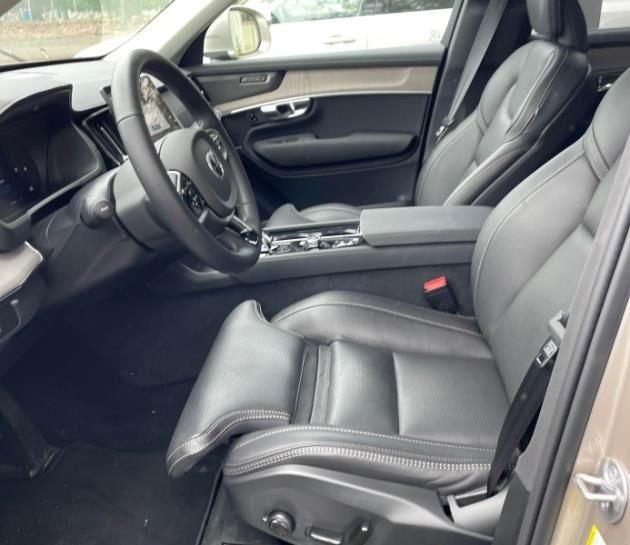 Certified Used 2025 Gray Volvo B5 Ultra image 4
