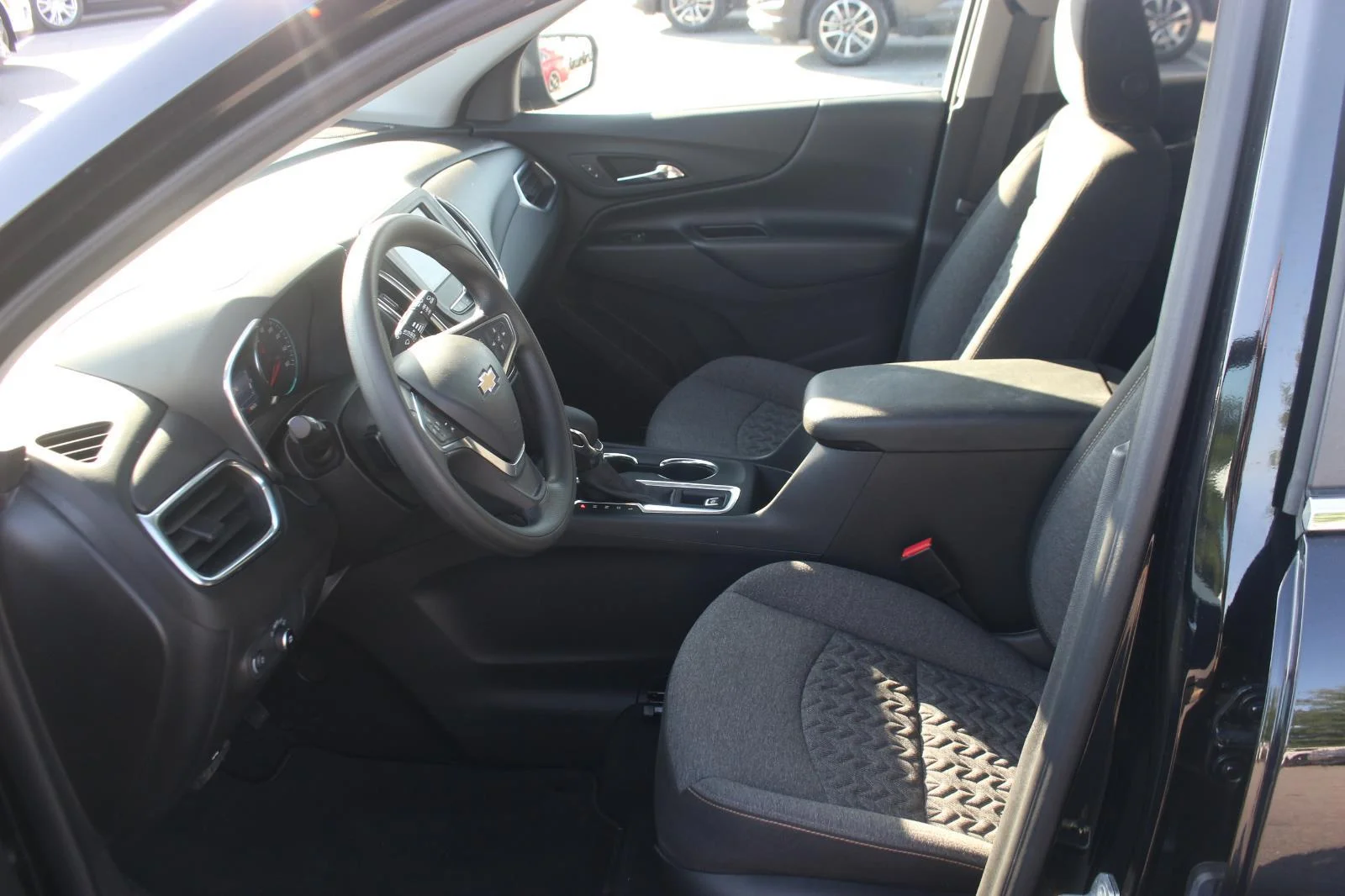 Used 2023 Mosaic Black Metallic Chevrolet LT image 15