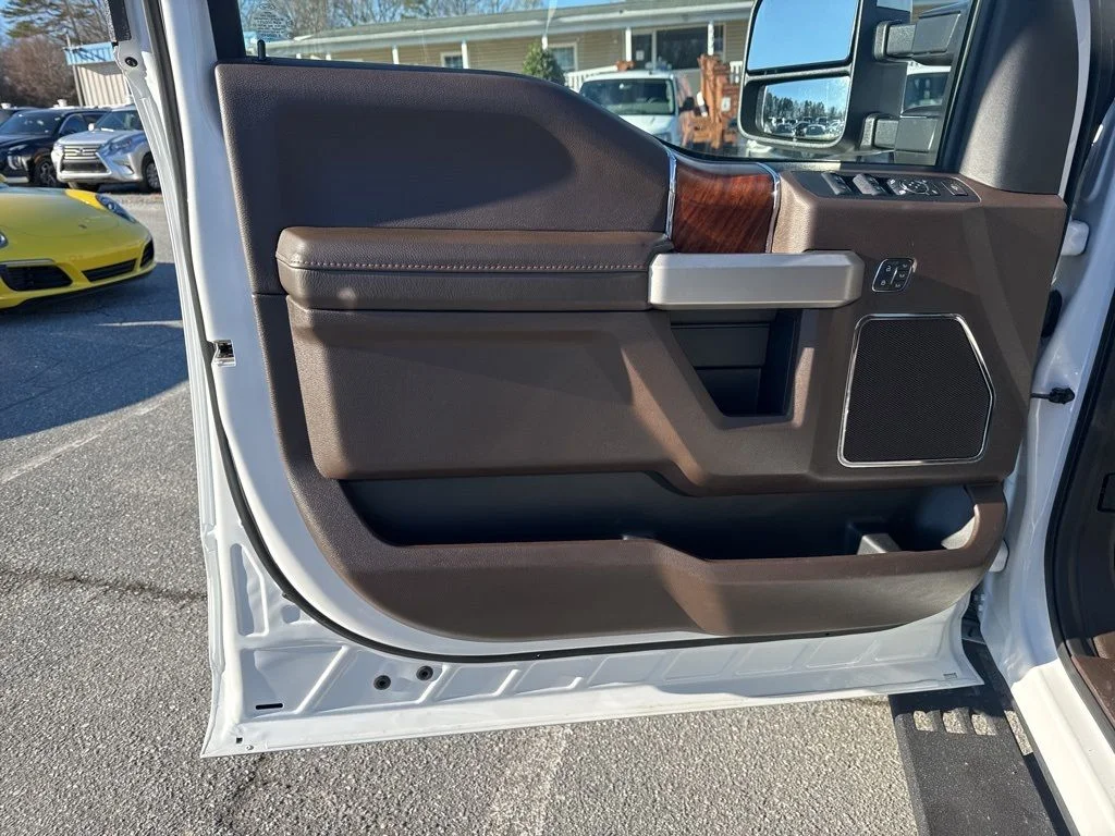 Used 2020 Gray Ford King Ranch image 26