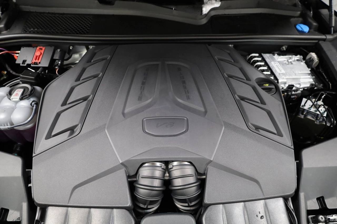 New 2026 Chromite Black Metallic Porsche S Coupe image 42