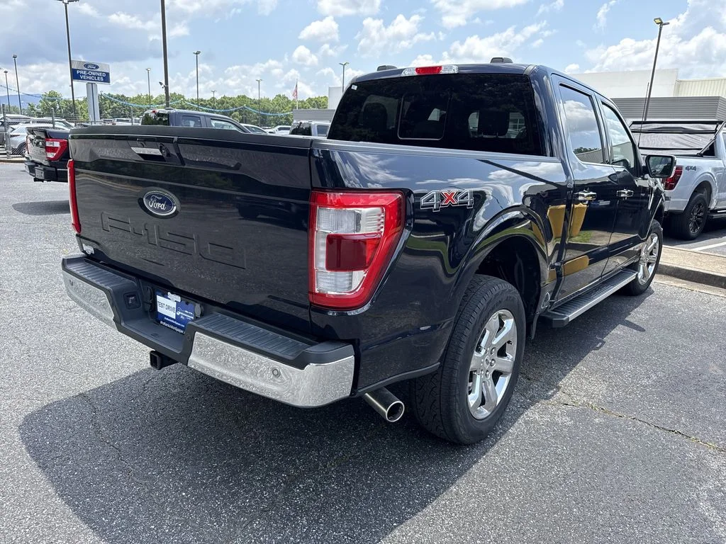 Used 2023 Blue Ford Lariat image 7