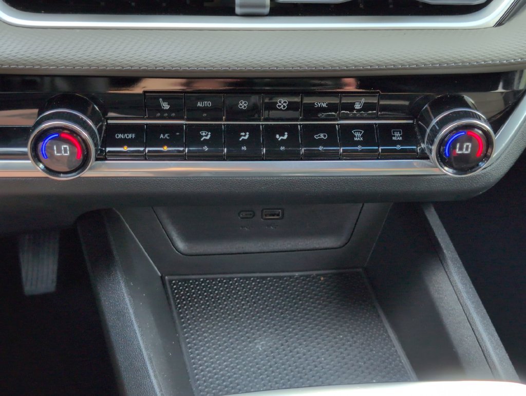 Used 2026 White Chevrolet LT image 19