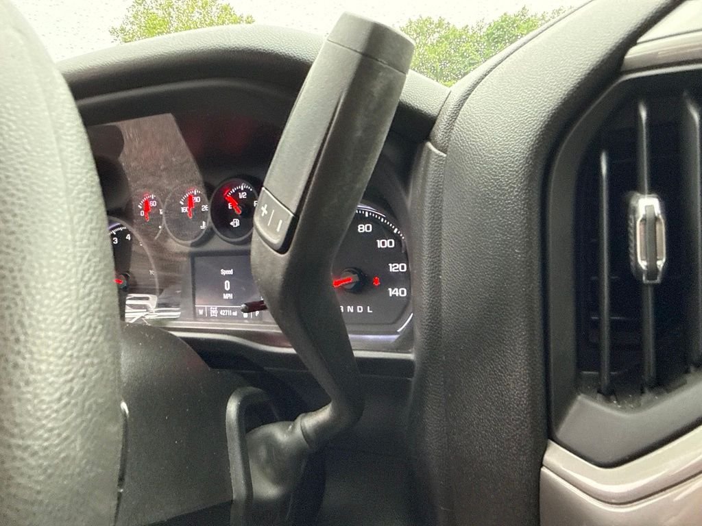 Used 2023 White GMC Pro image 33