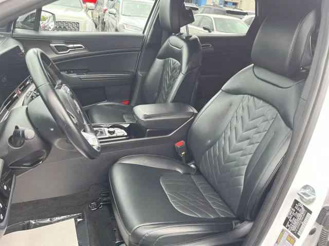 Used 2024 White Kia X-Line image 15