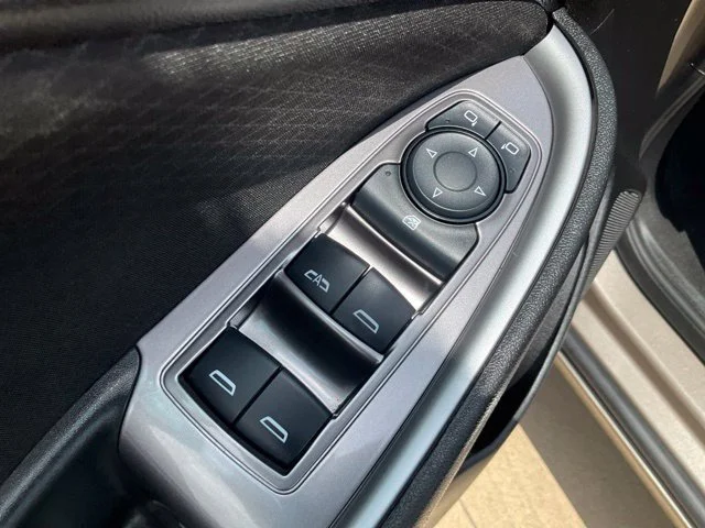 Used 2025 Gray Chevrolet LT image 5