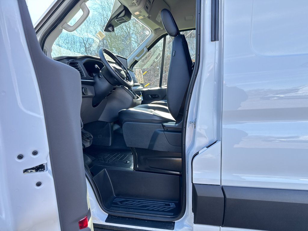 2026 Ford Transit Van Base - Photo 4