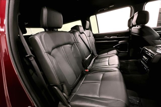 Used 2022 Velvet Red Pearlcoat Jeep Series II image 25