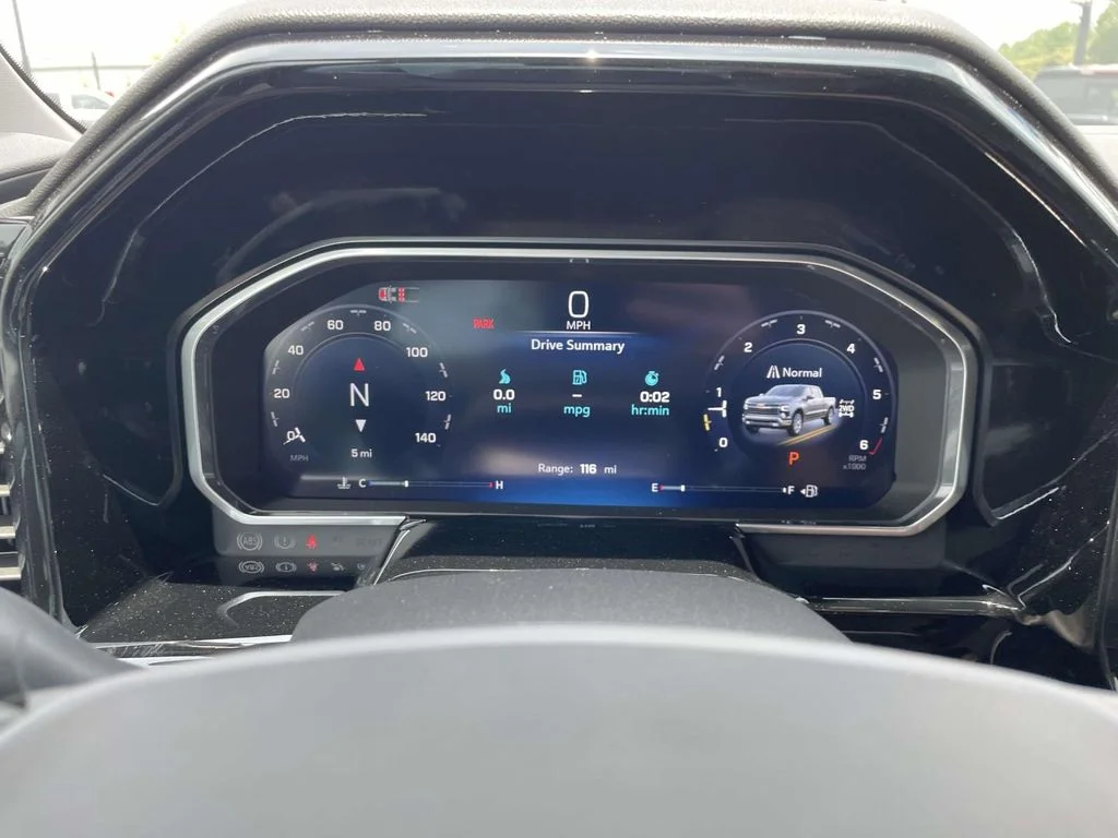 New 2026 Summit White Chevrolet LT image 21