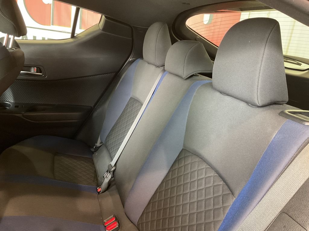 Used 2021 Black Toyota XLE image 29
