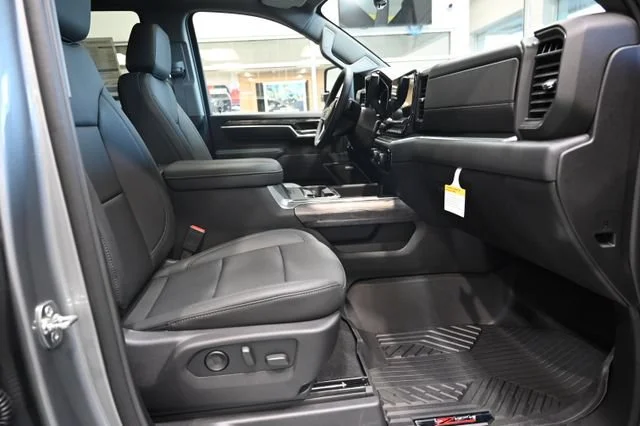 2026 Chevrolet Silverado 3500 HD LTZ - Photo 14
