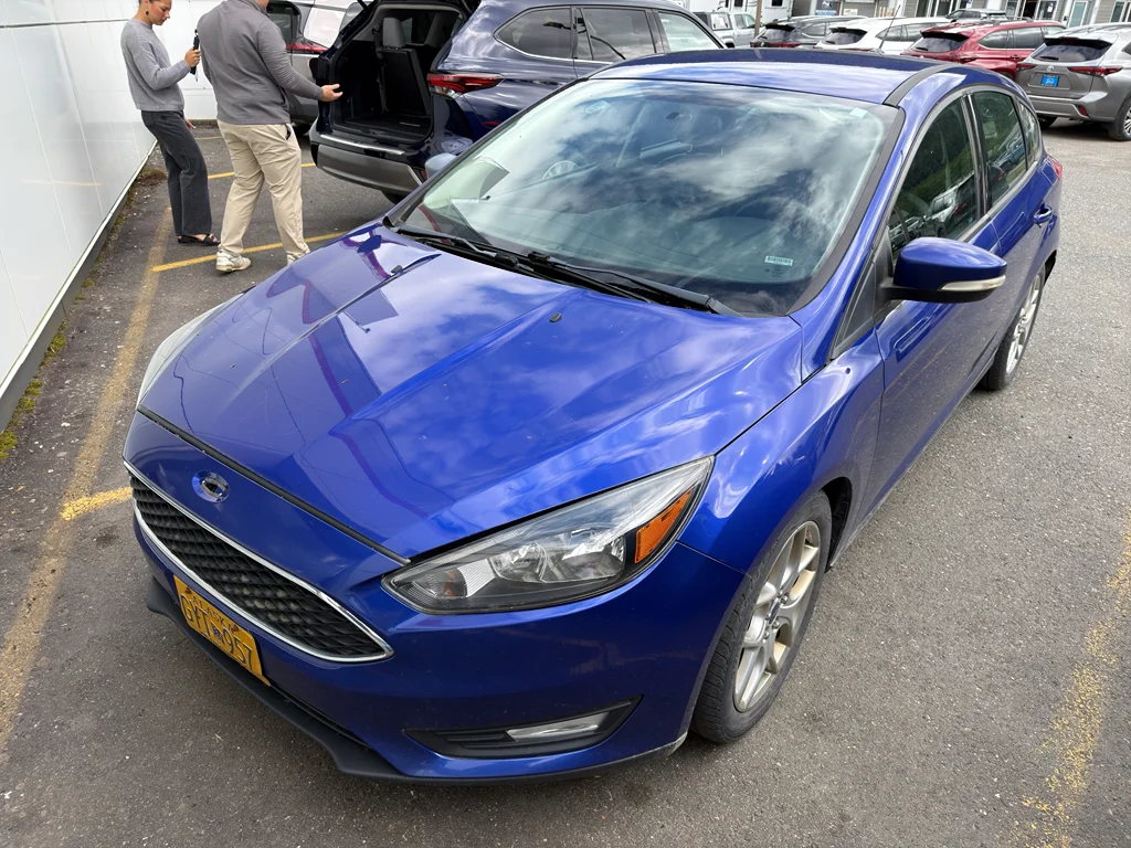 Used 2015 Performance Blue Ford SE image 1