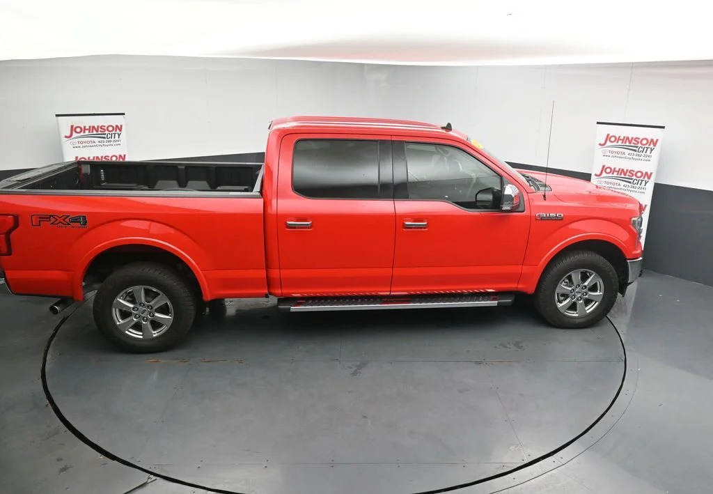 Used 2019 Red Ford Lariat image 31