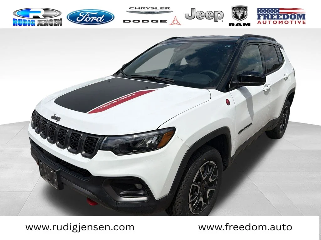 2025 Jeep Compass Trailhawk 4X4's photo
