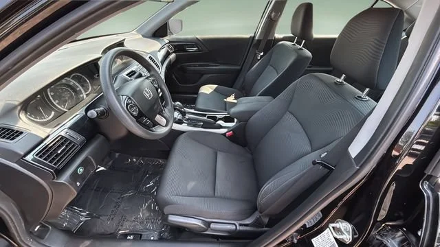 Used 2016 Black Honda LX image 18