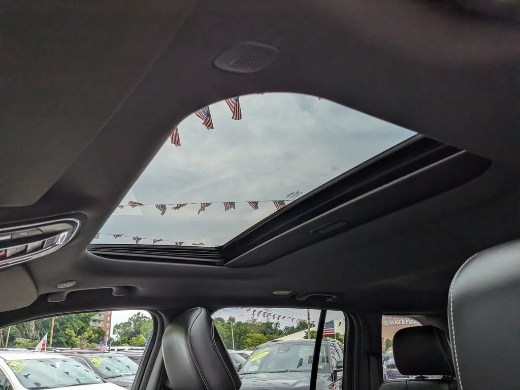 Used 2023 White Jeep Altitude X image 21