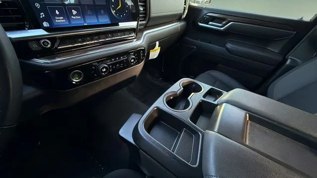 Used 2024 White Chevrolet RST image 14