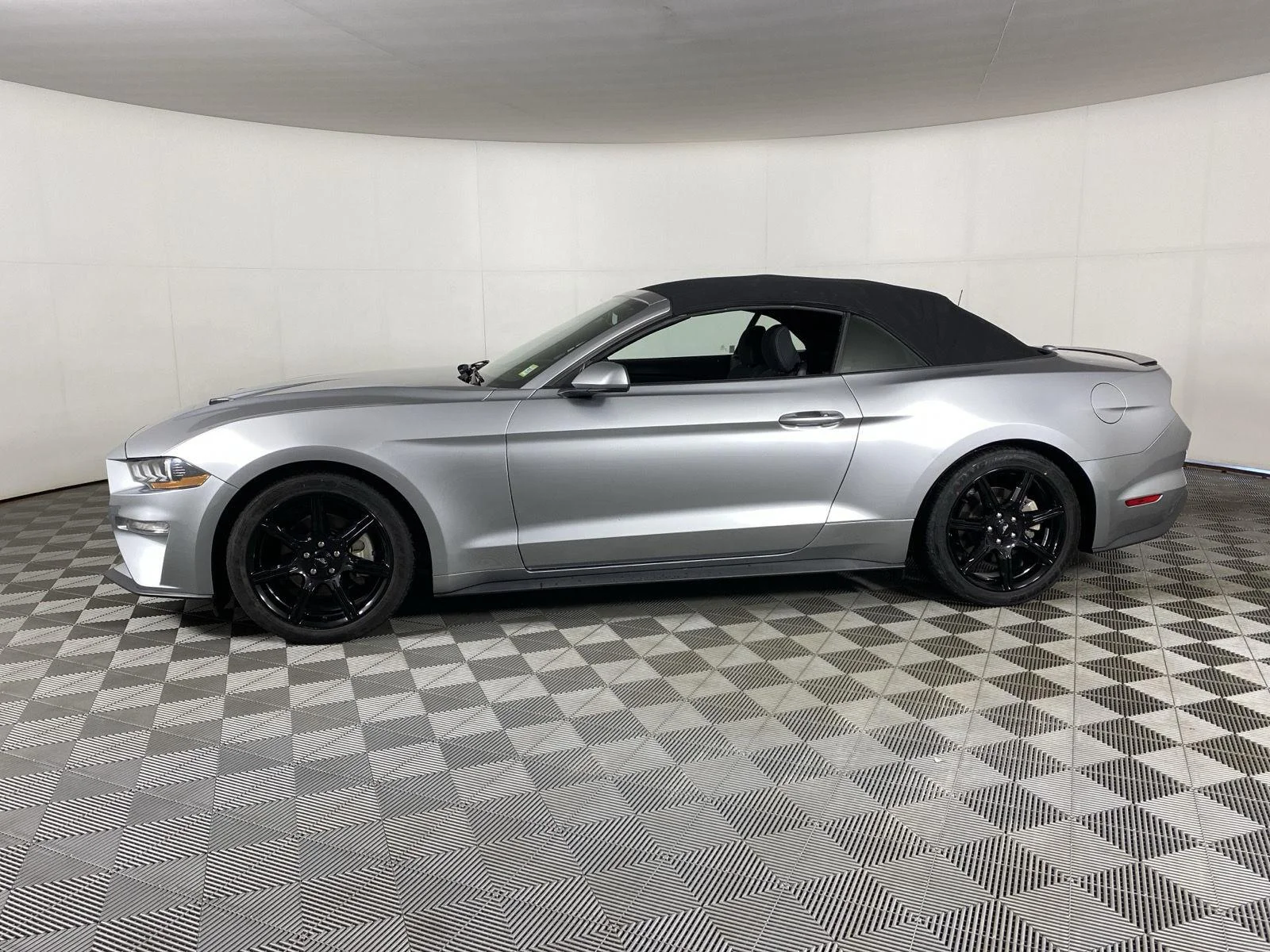 Used 2020 Iconic Silver Ford EcoBoost image 7