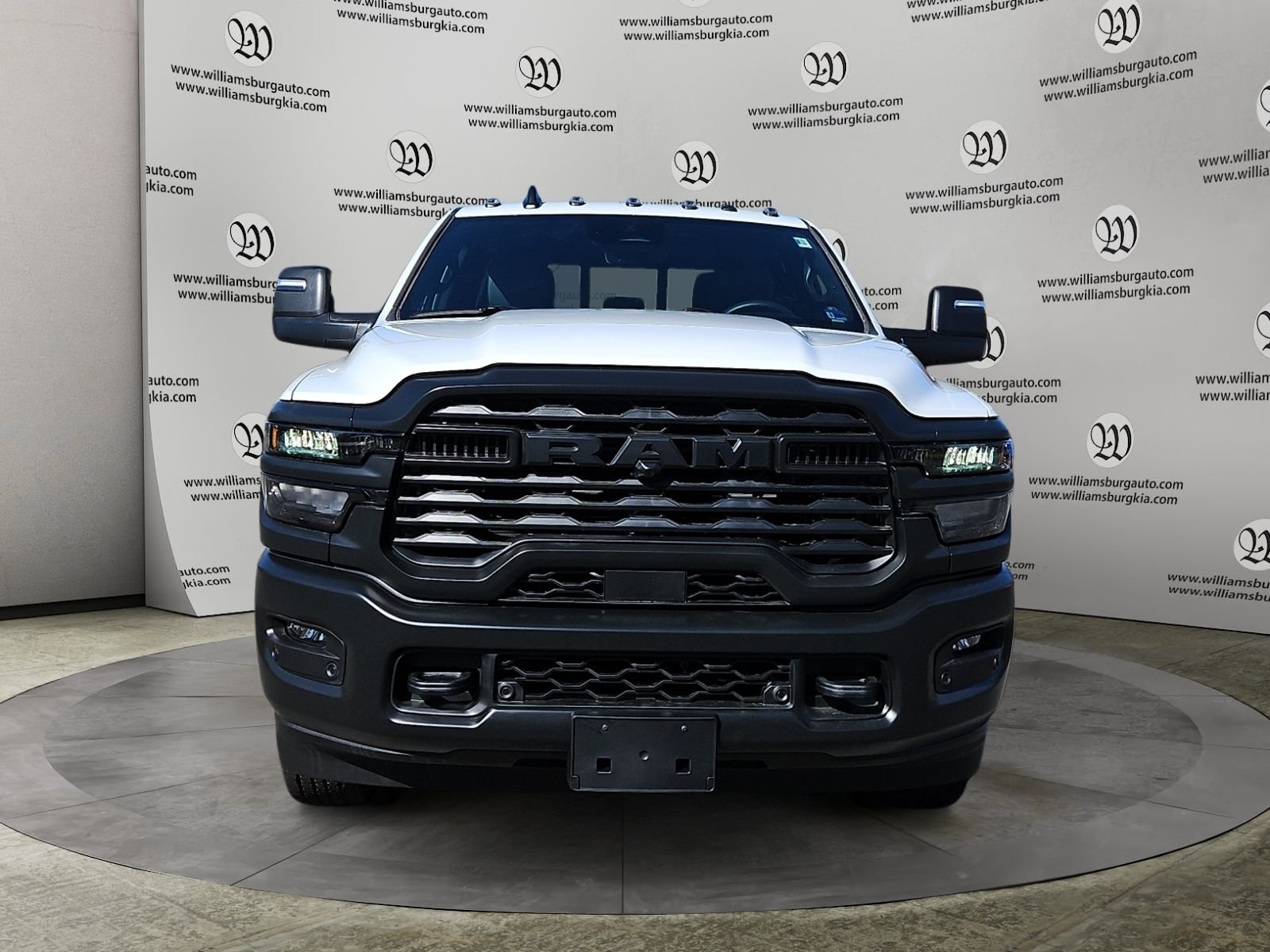 New 2026 Bright White Clearcoat RAM Tradesman image 8