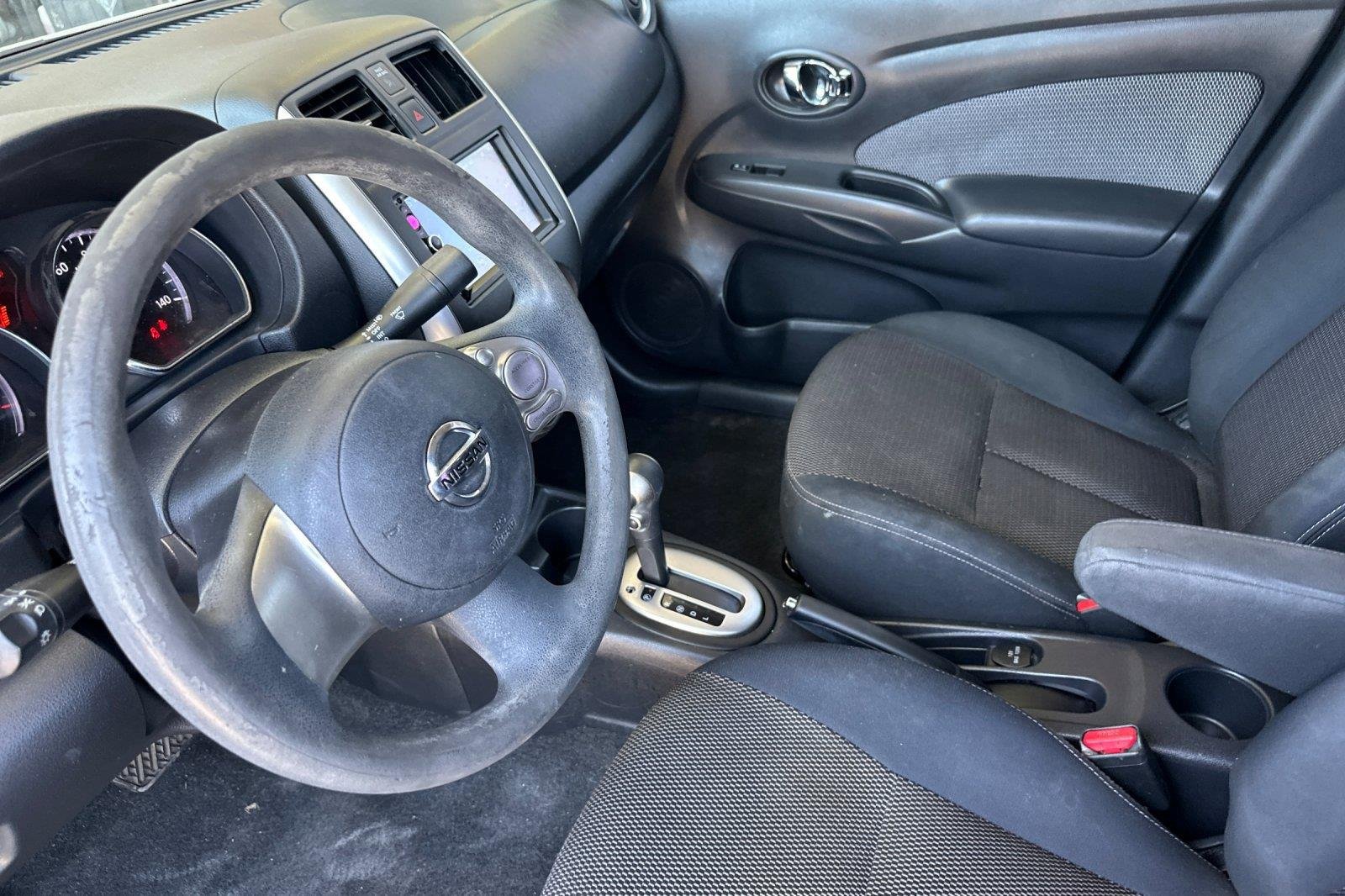 Used 2014 Magnetic Gray Nissan SV image 10