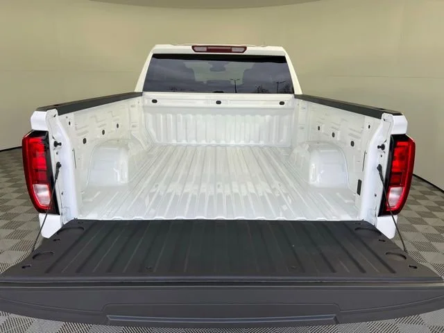 New 2026 Summit White GMC Pro image 29