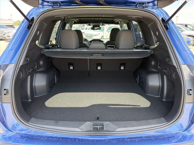 New 2026 DAYBREAK BLUE PEARL Subaru Premium image 25