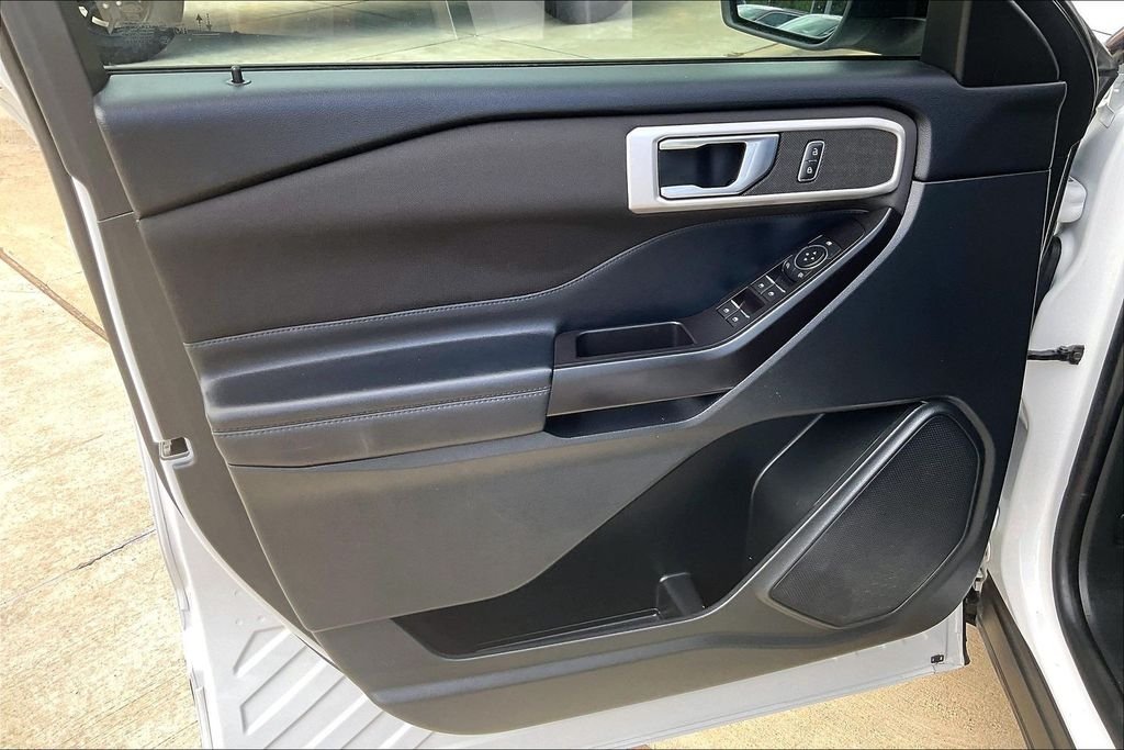 Used 2020 White Ford XLT image 21