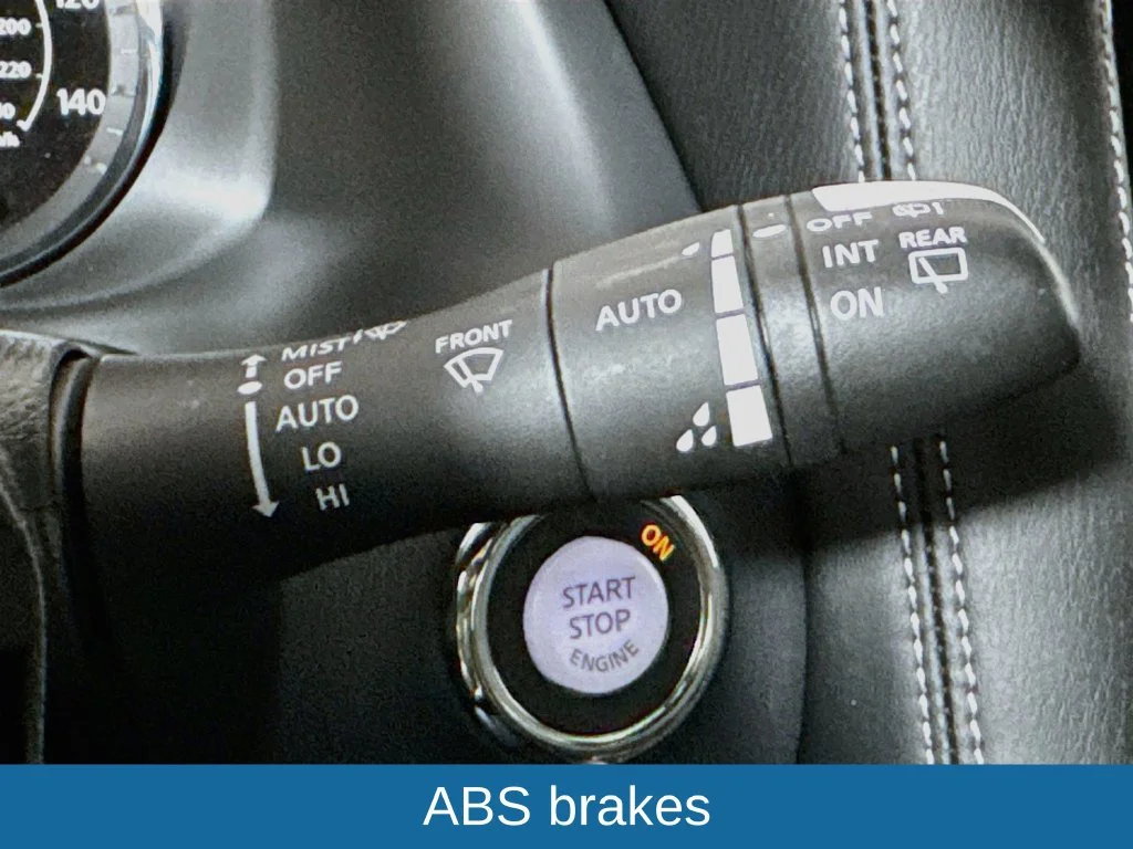 Used 2022 Black INFINITI LUXE image 14
