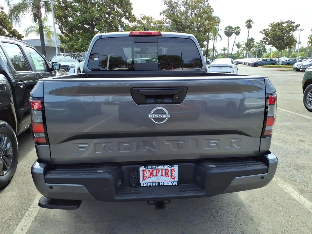 New 2026 Gun Metallic Nissan Crew Cab SV image 11