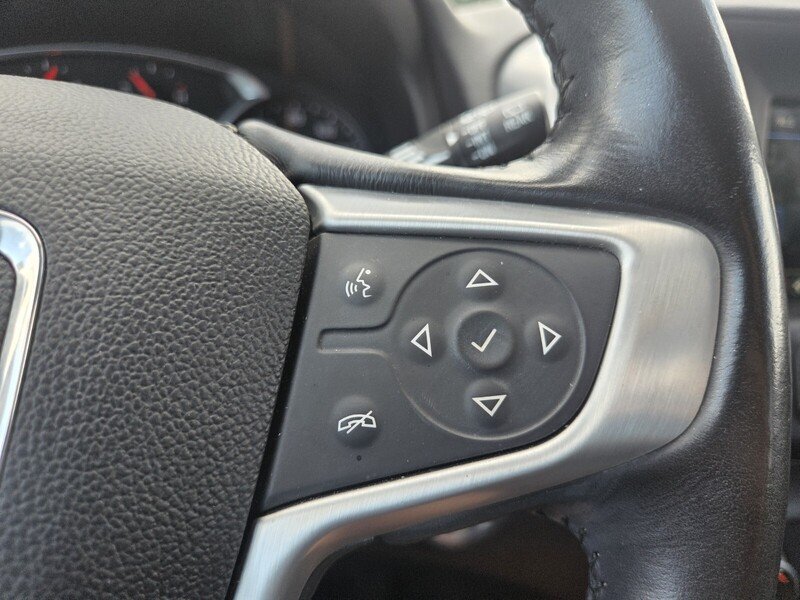 Used 2019 Gray GMC SLE image 14