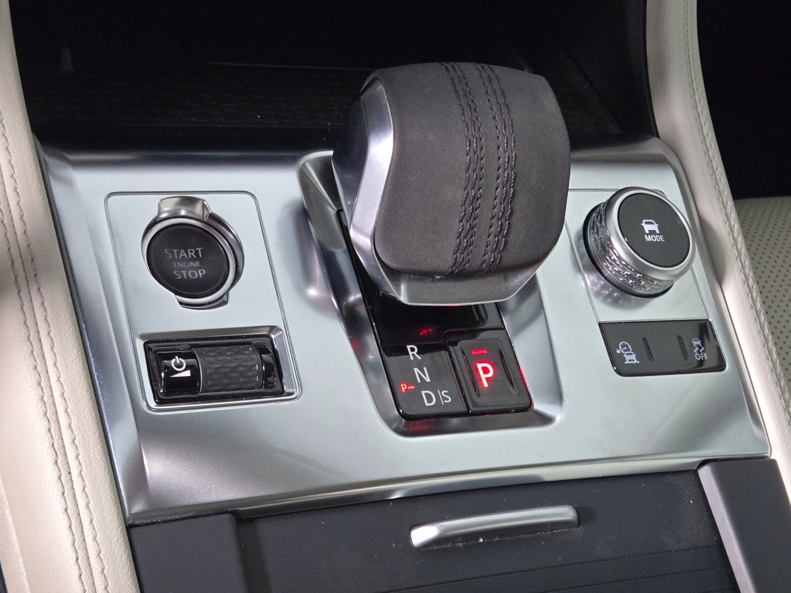 2023 Jaguar F-Pace S - Photo 31