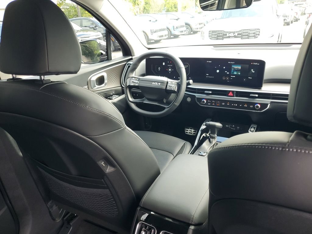 2026 Kia Sorento SX - Photo 17