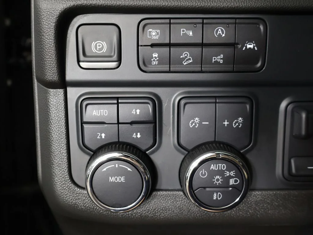 Used 2025 Black Chevrolet RST image 48