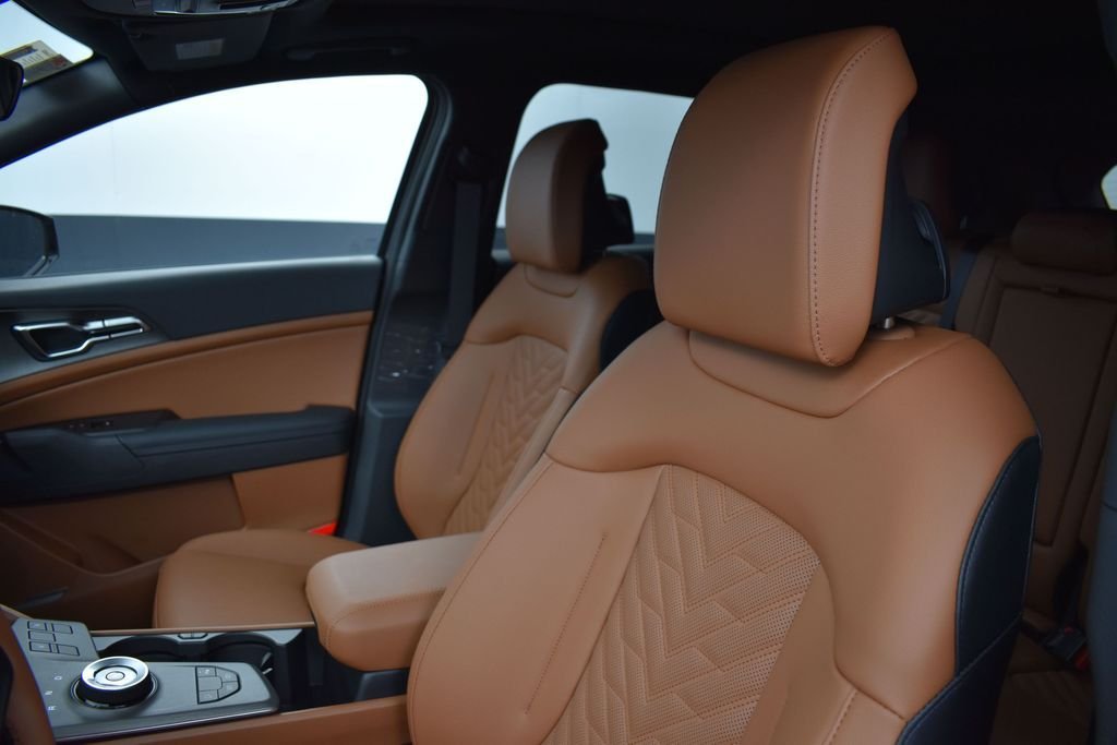 New 2026 Shadow Matte Gray Kia X-Line image 9