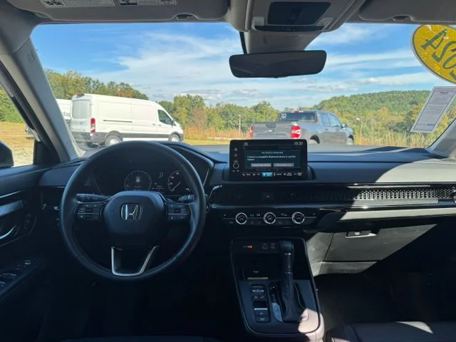 Used 2024 Blue Honda EX-L image 17
