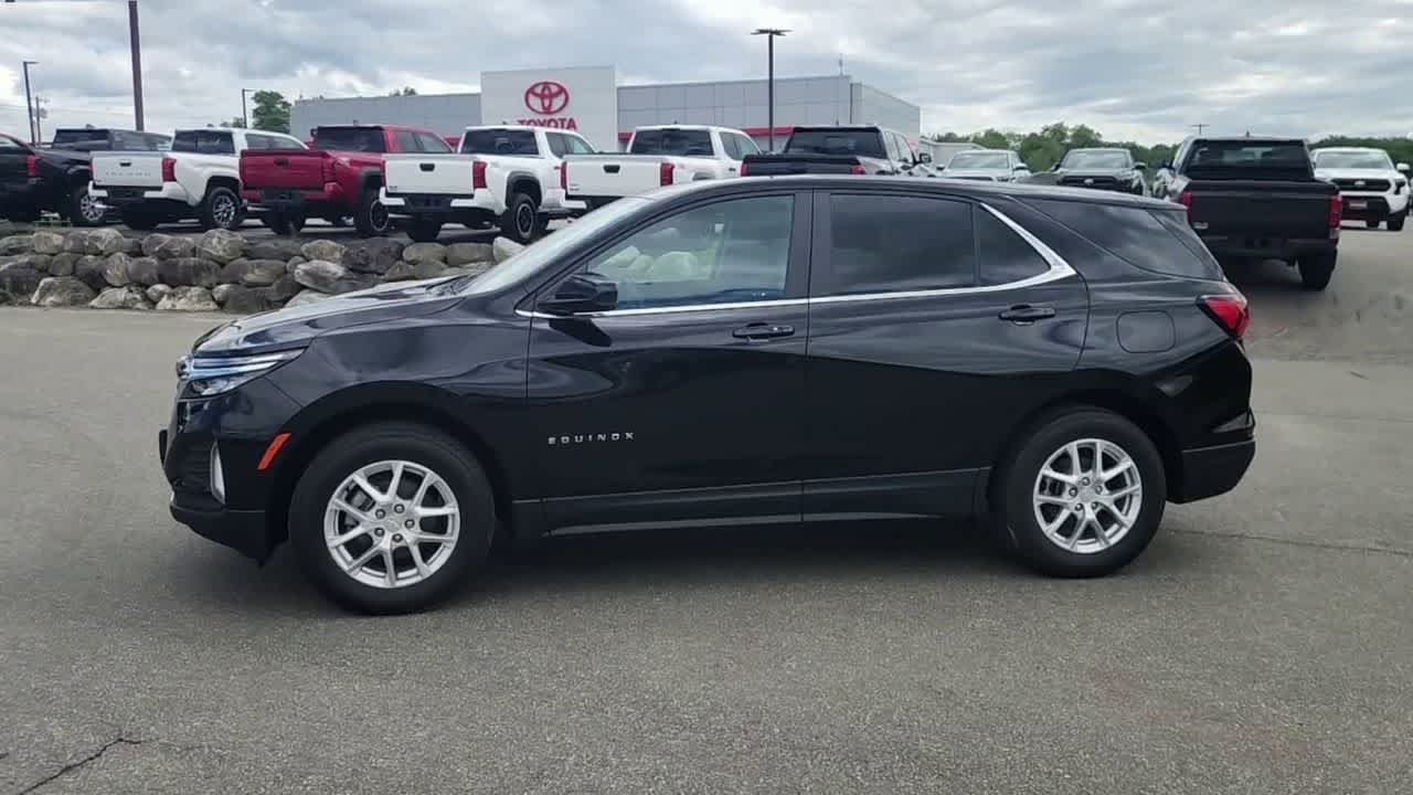 Used 2023 Mosaic Black Metallic Chevrolet LT image 5