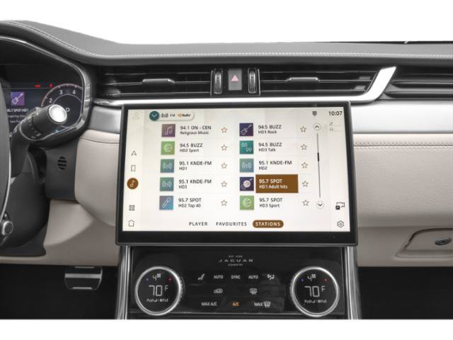 Used 2024 Santorini Black Jaguar R-Dynamic SE image 10