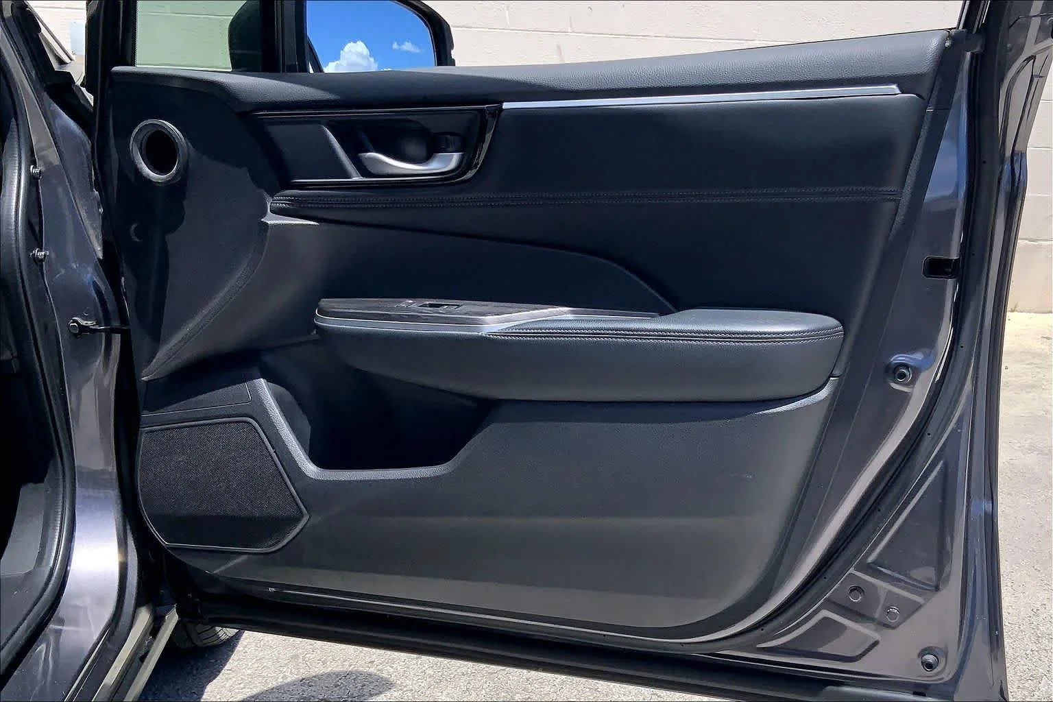 Used 2018 Gray/gray Honda NA image 28