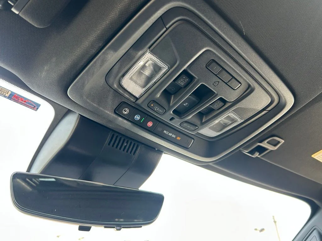 Used 2025 Gray Chevrolet ZR2 image 24