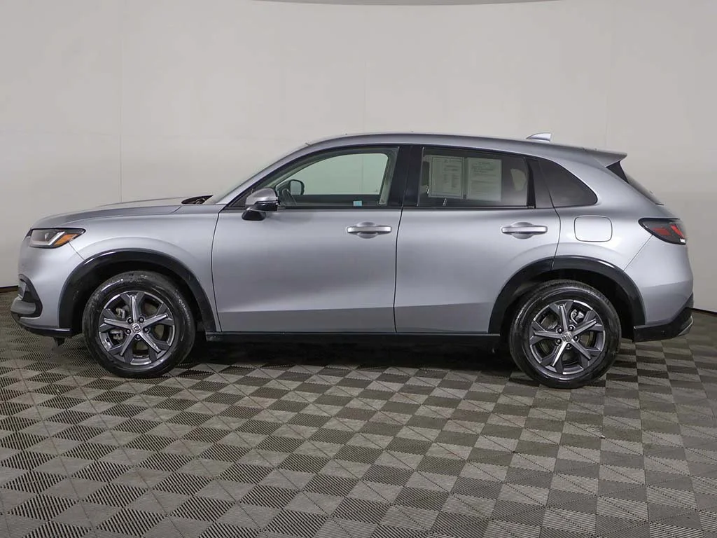 2025 Honda HR-V EX-L - Photo 17