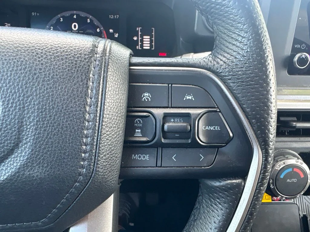 Used 2024  Toyota SR5 image 24