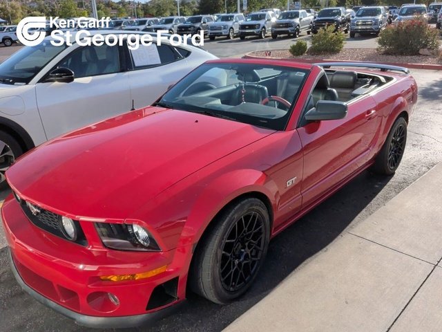 2006 Ford Mustang GT Deluxe