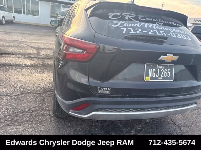Used 2024 Black Chevrolet LT image 25