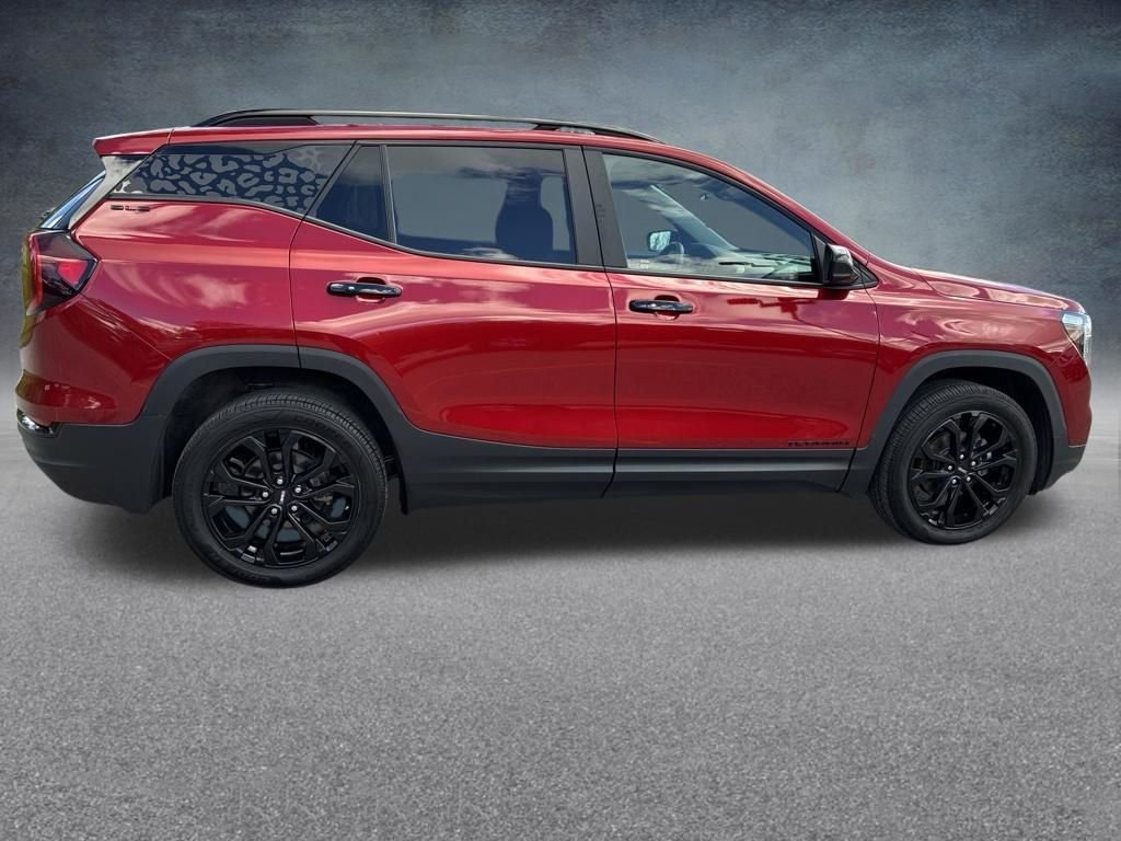 Used 2022 Red GMC SLE image 7
