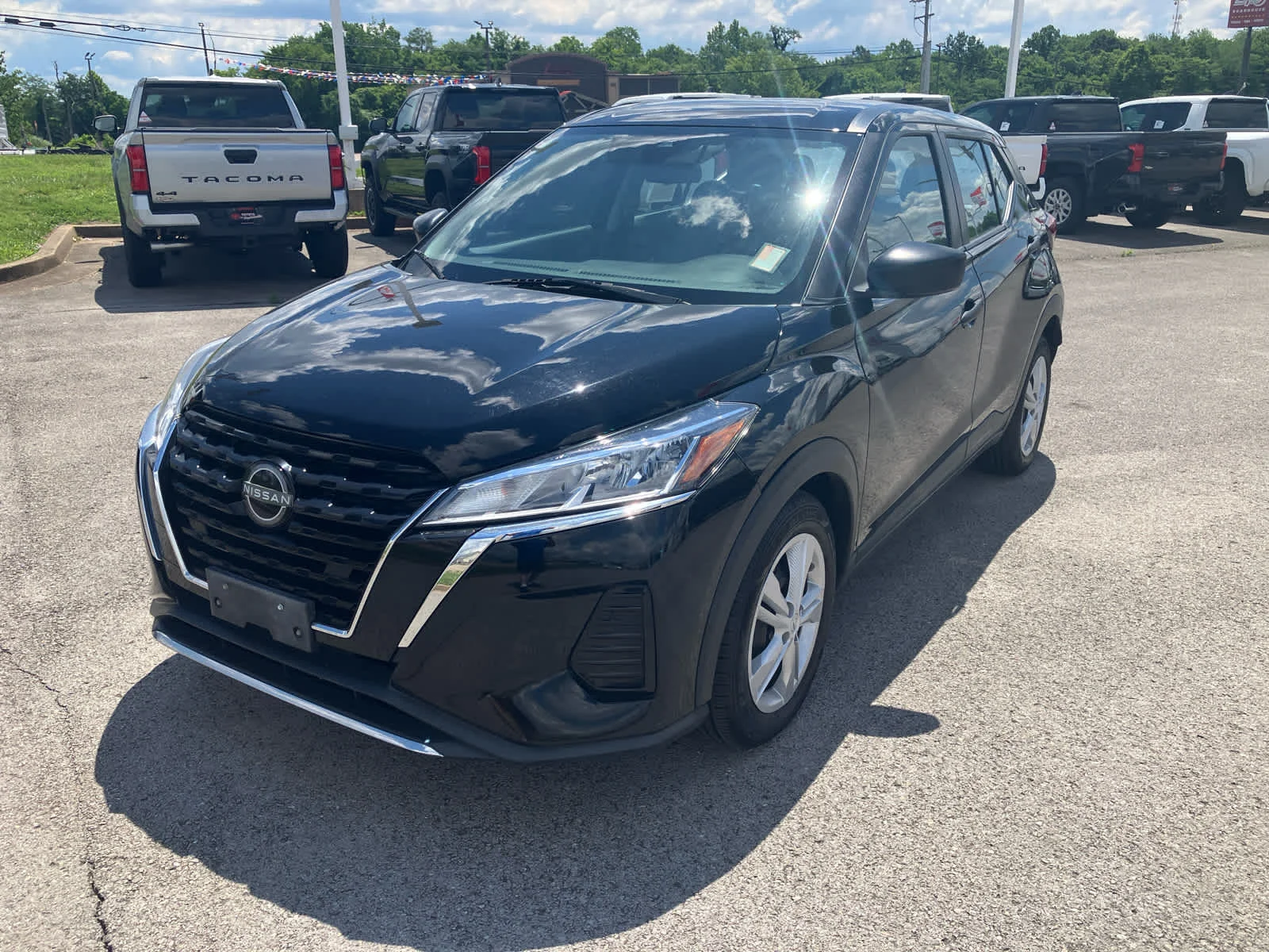 Used 2024 Super Black Nissan S image 3