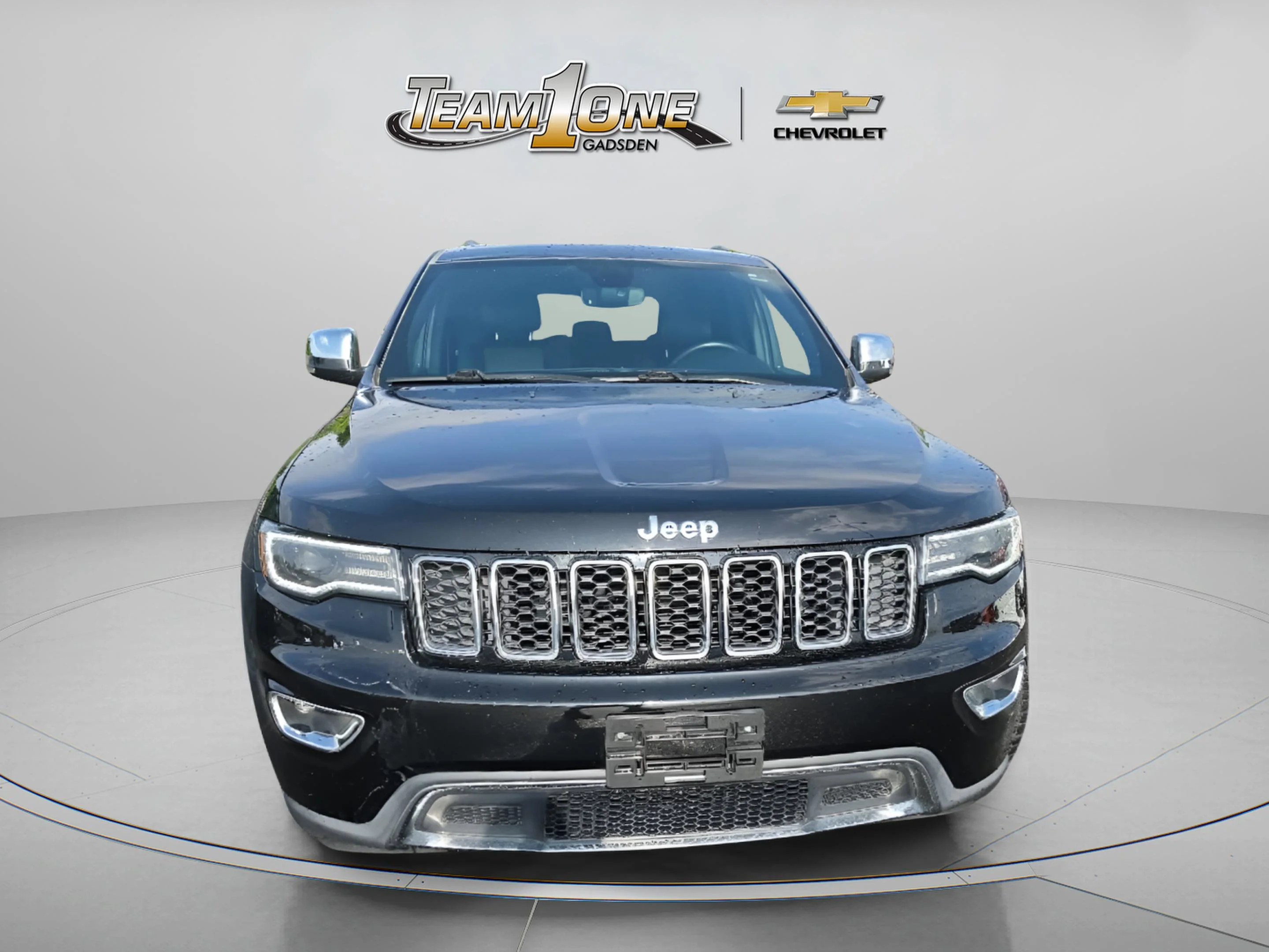 Used 2019 Black Jeep Limited 4x2 image 2