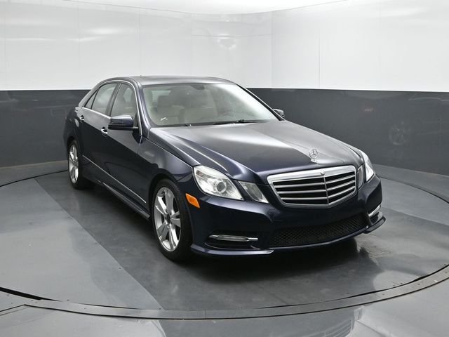 Used 2013  Mercedes-Benz E 350 image 17